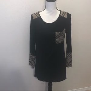Yuki black plaid stretchy long sleeve top